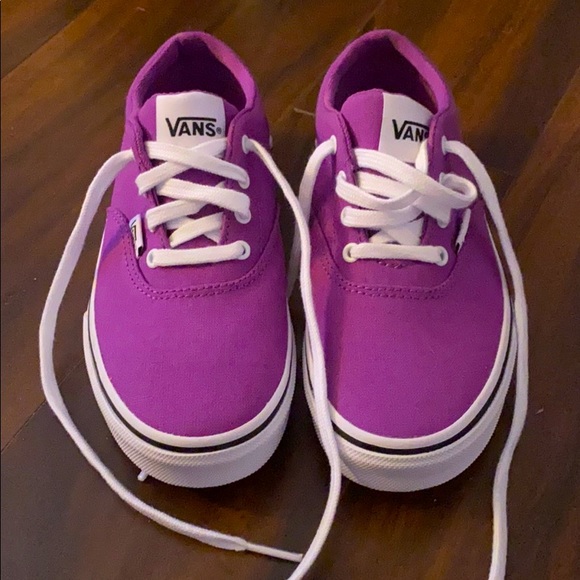 purple girls vans
